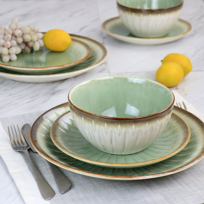 Mayfair Bay 12 Piece Dinnerware Set, Service for 4, Green