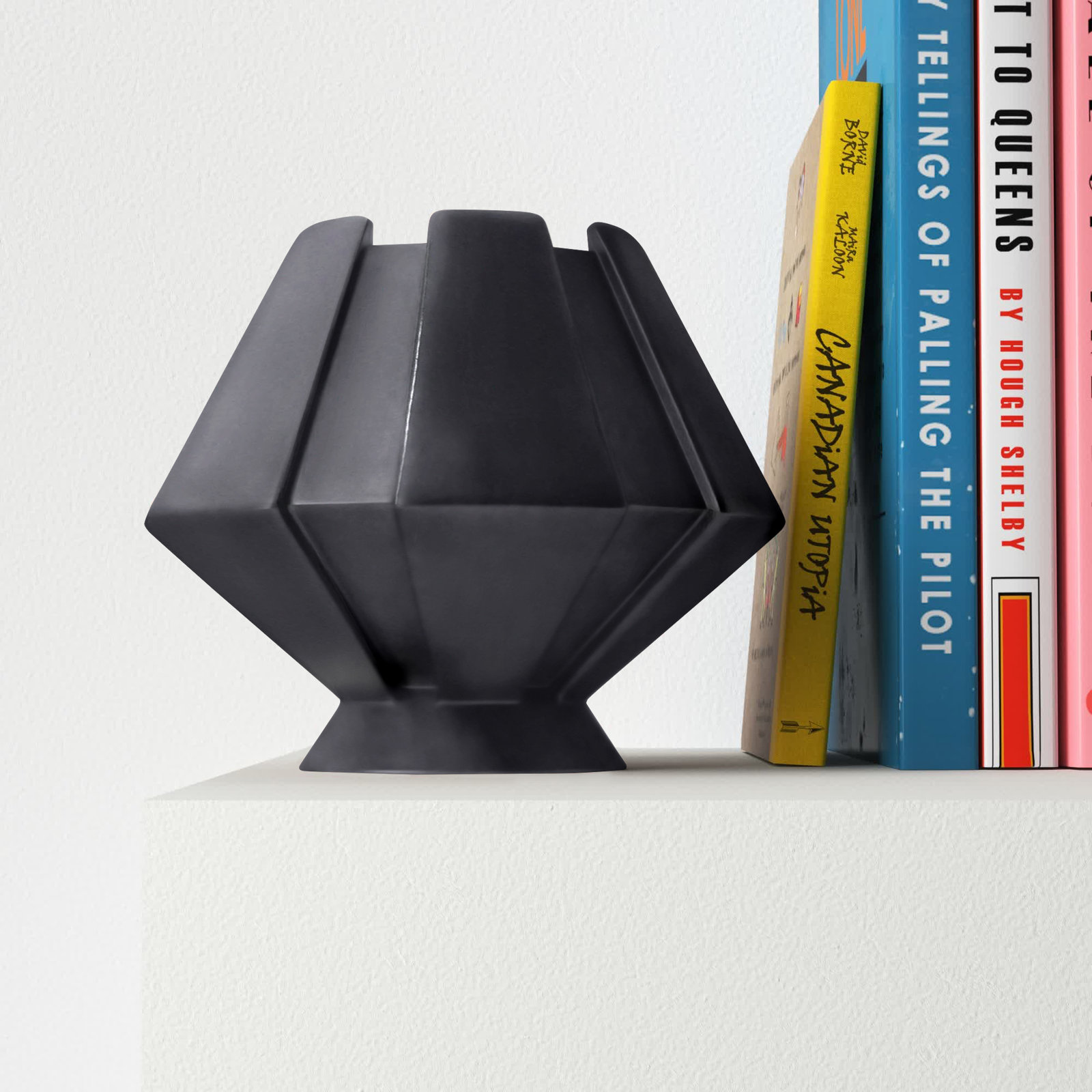 Percy Ceramic Novelty Lamp, Gloss Gray, Incandescent
