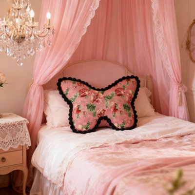 Coussins et coussins décoratifs de style Retros haut de gamme avec papillons et coussins décoratifs pour le salon Retros