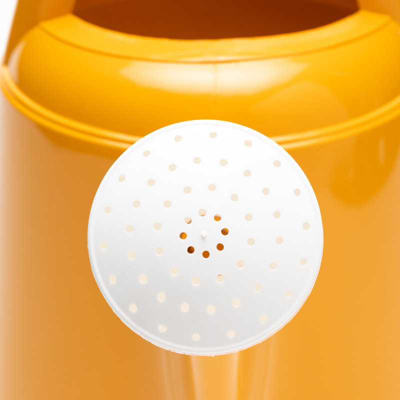 Arrosoir d'intérieur / extérieur en plastique 2 gallons Deluxe, Jaune terreux