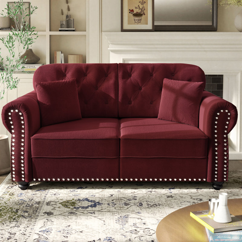 Causeuse Chesterfield de 63 po Annalease, canapé de style campagne moderne, revêtement en velours avec accoudoirs roulés