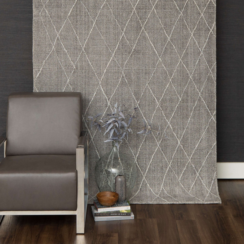Taupe Abstract Handmade Wool and Viscose 4' x 6' Area Rug