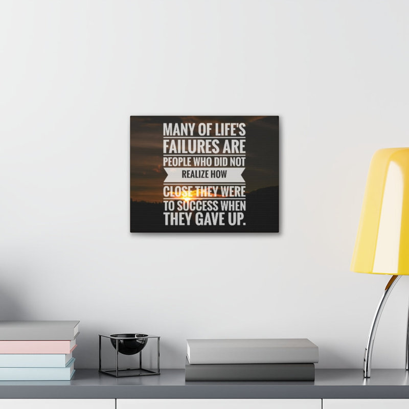 «Realise How Success», art textuel sur toile tendue, H 18 po x l 24 po x P 1,25 po