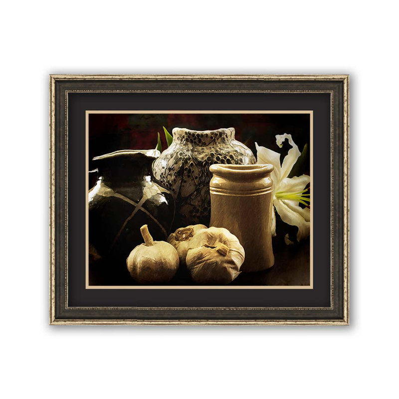 «Autumn Still Life» par Hal Halli, H 25 po x l 29 po x P 1 po, Papier noir avec cadre photo simple