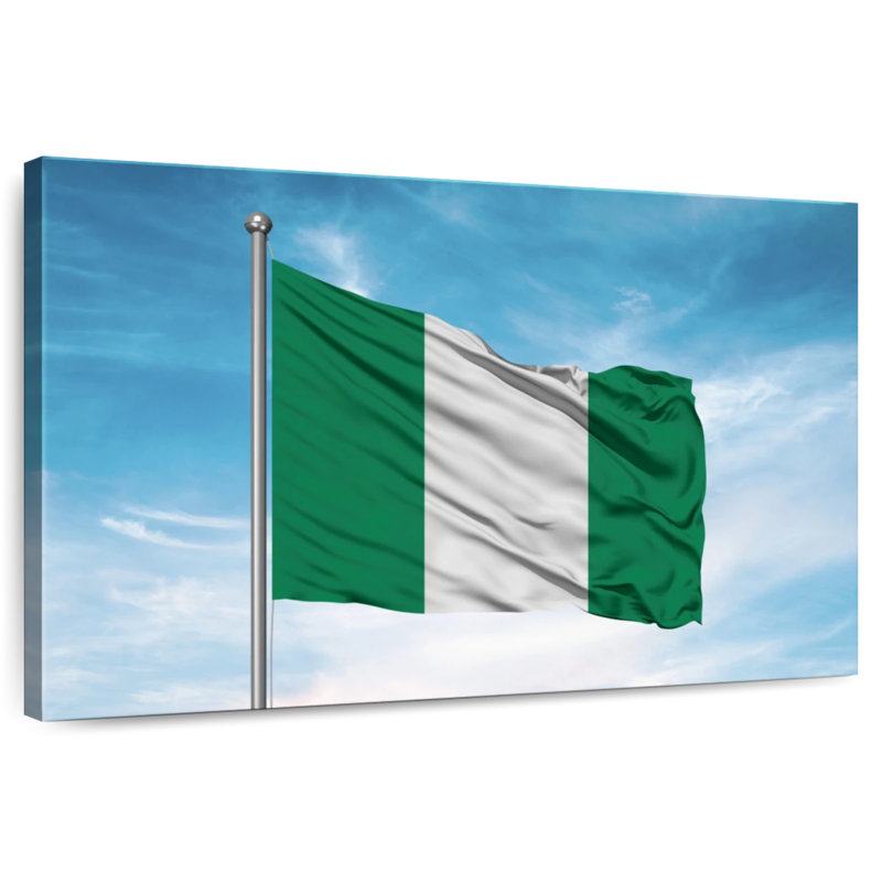 Drapeau nigérian hissé, H 8 po x l 12 po