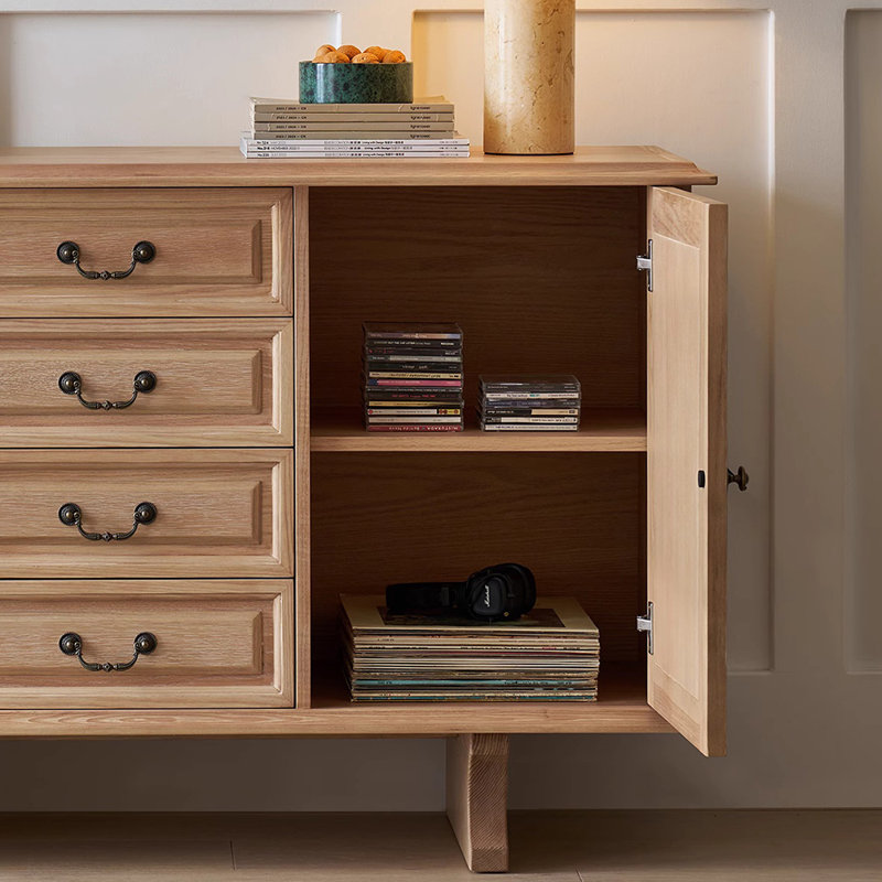 American-style vintage high-end sideboard