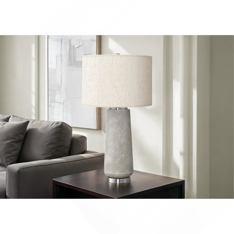 Lighting, H 29 po, lampe de table, résine grise, abat-jour ivoire / crème, moderne