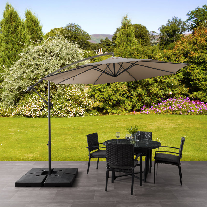 Parasol en porte-à-faux 9,6 pi avec base de comptoir Helland, Brun sableux