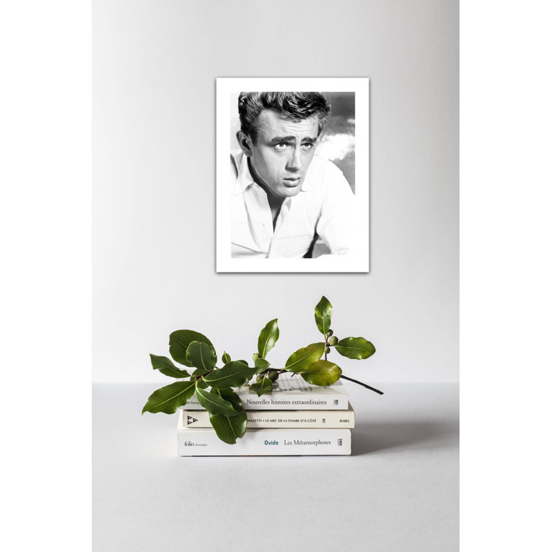 Gros plan sur James Dean, H 10 po x l 8 po