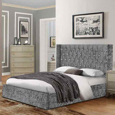 Upholstered Velvet Bed