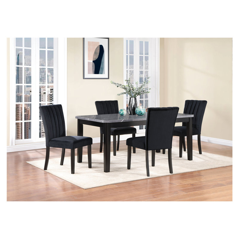 Table de salle à manger gris foncé, conception transitionnelle avec coins refoulés et bois d'hévéa