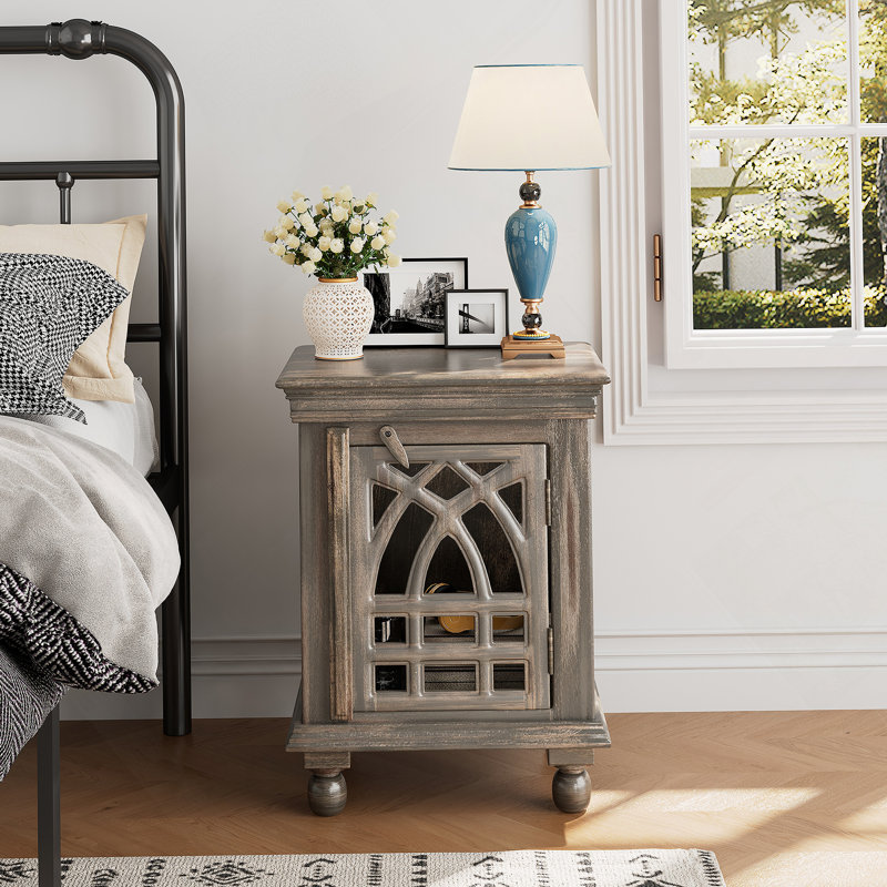 Table de chevet en bois gris antique