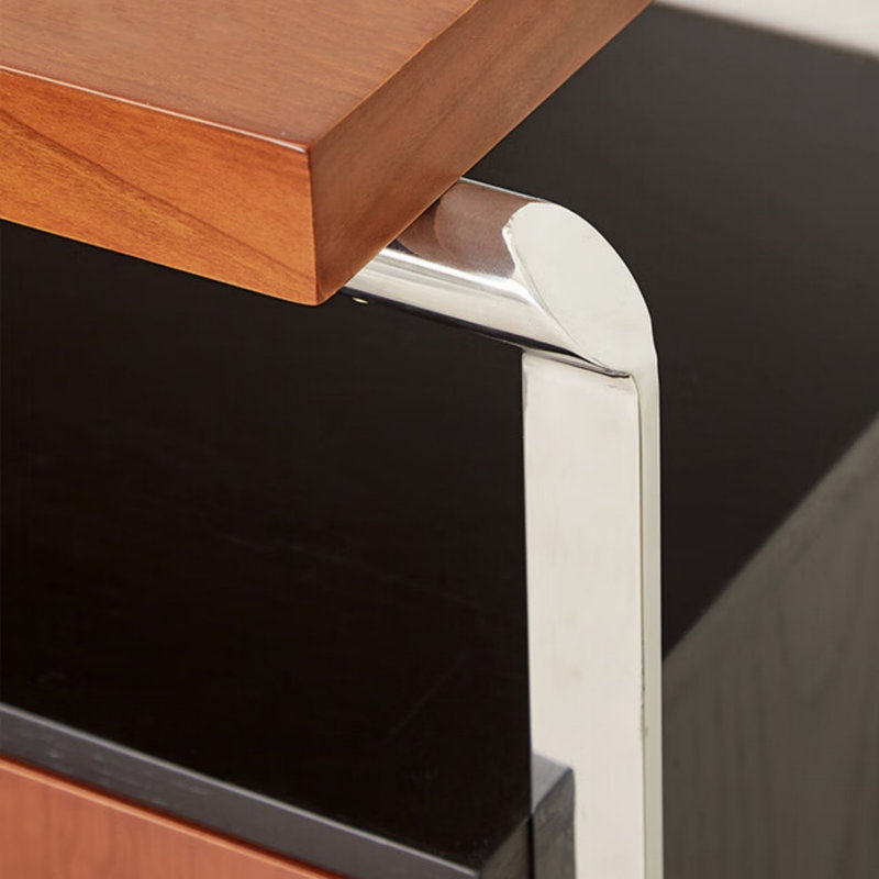 Buffet haut de gamme de style rétro