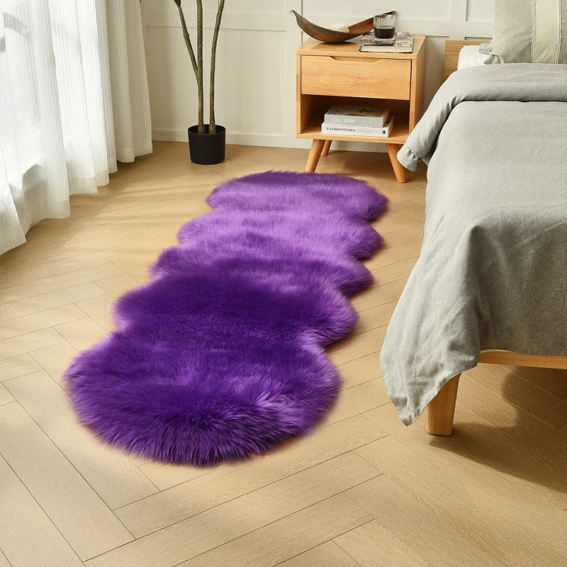 Letoya Faux Sheepskin Indoor Rug, Novelty 2' x 6'