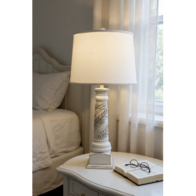 NUDE/GOLD BANANA LEAF TABLE LAMP