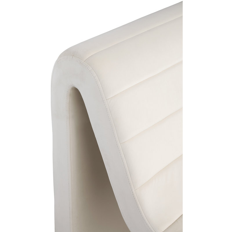 Chaise d'appoint 26,5 po en velours capitonné, Velours crème