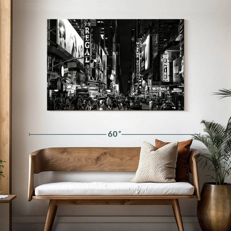 Ravi Times Square par nuit, H 32 po x l 48 po
