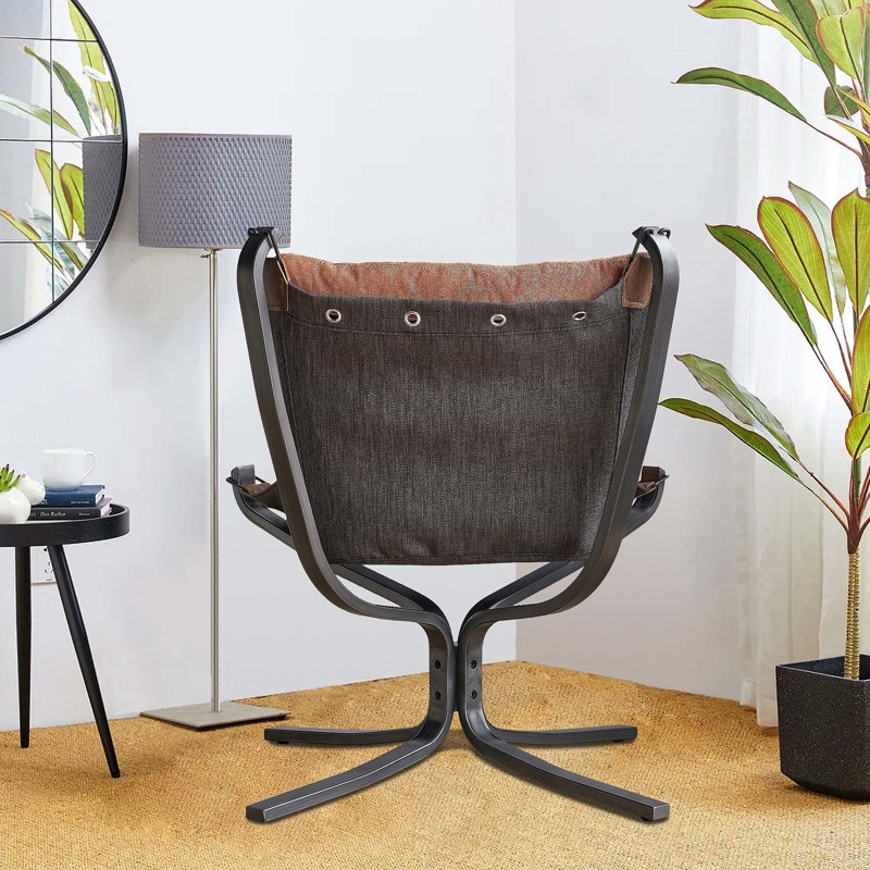 Charmant fauteuil papillon pour espaces intérieurs polyvalents