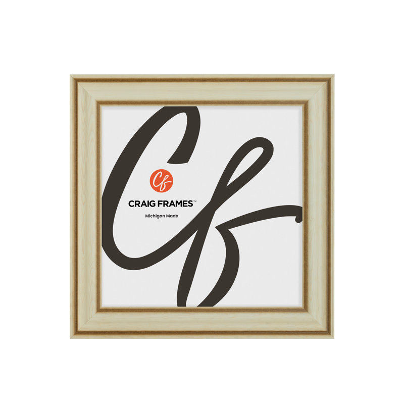Cadre photo Craig Frames 22 x 32 pouces, naturel, style Potomac, moulure en bois de 2,5 pouces, finition teintée, vitre en plexiglas et système d'accrochage inclus.
