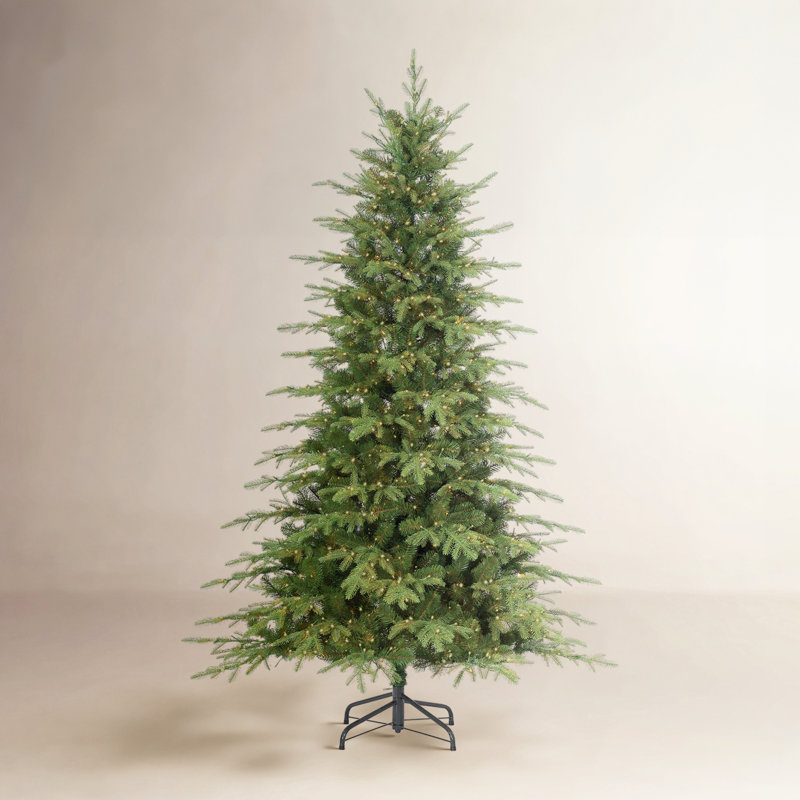 7.5' Pre-Lit Pine Tree