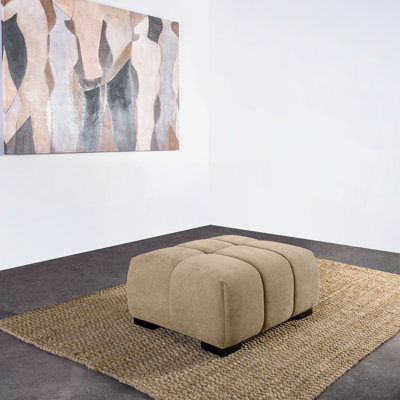 Chameau - Rectangle rembourré avec capitonnage surdimensionné, rembourrage en cascade pour une assise rembourrée de confort, finition rectangulaire lisse, capitonnage et touche élégante