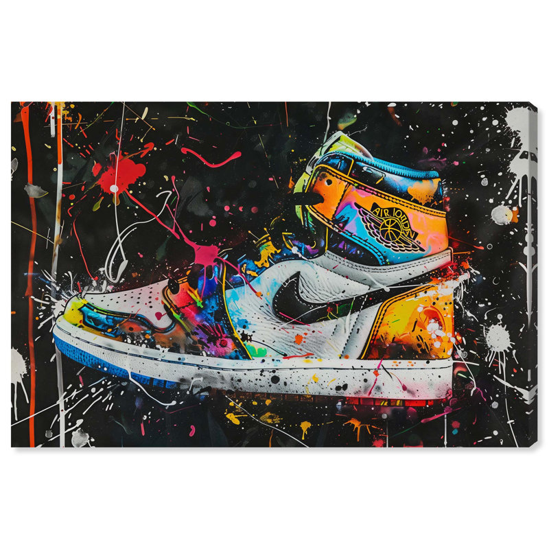 «Dark Graffiti Sneaker», impression sur toile par Notoriart, Toile tendue avec châssis, H 30 po x l 20 po