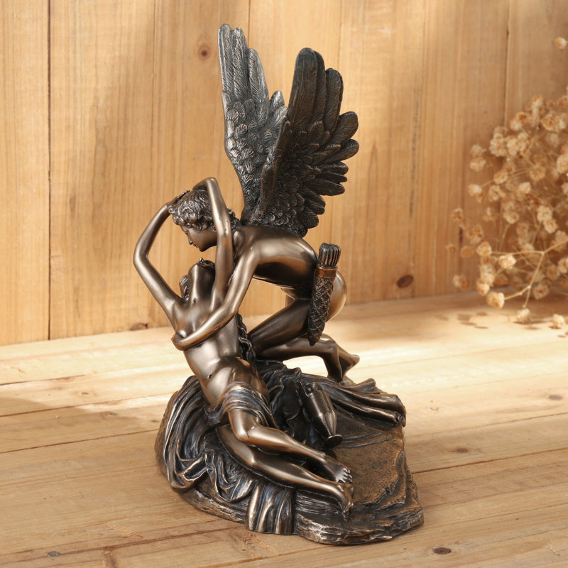 Jatavia Figurines & Sculptures