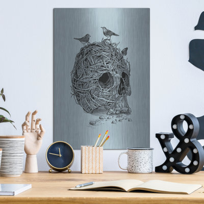 «Skull Nest», art mural en métal