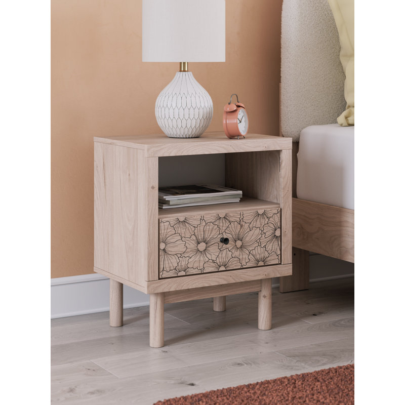 Lovina Nightstand