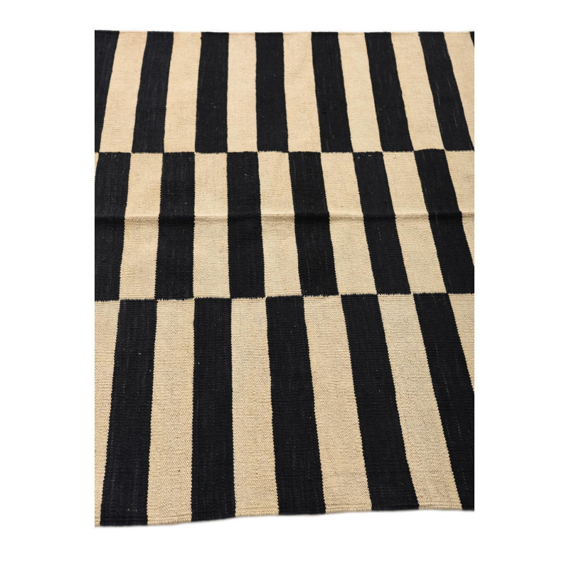 Tapis noir et blanc Noor