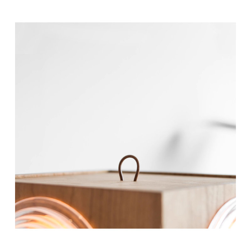 Luminaire de plancher trépied cube en bois, 51.97"