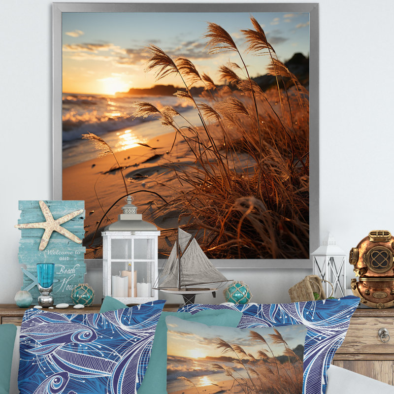Brise de plage au lever du soleil V, Cadre simple argenté, H 16 po x l 16 po x P 1 po