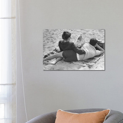 Couple On Beach (NYC, 1947) by Ruth Orkin - Print on Canvas