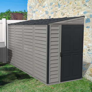 Remise de rangement en plastique l 4 pi x P 10 pi
