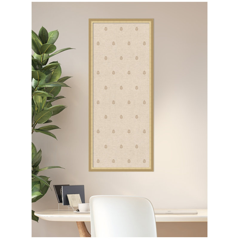 Babillard en tissu imprimé en lin avec imprimé de blocs botaniques beiges Kate et Laurel, H 42 po x l 18 po, Beige, Gold