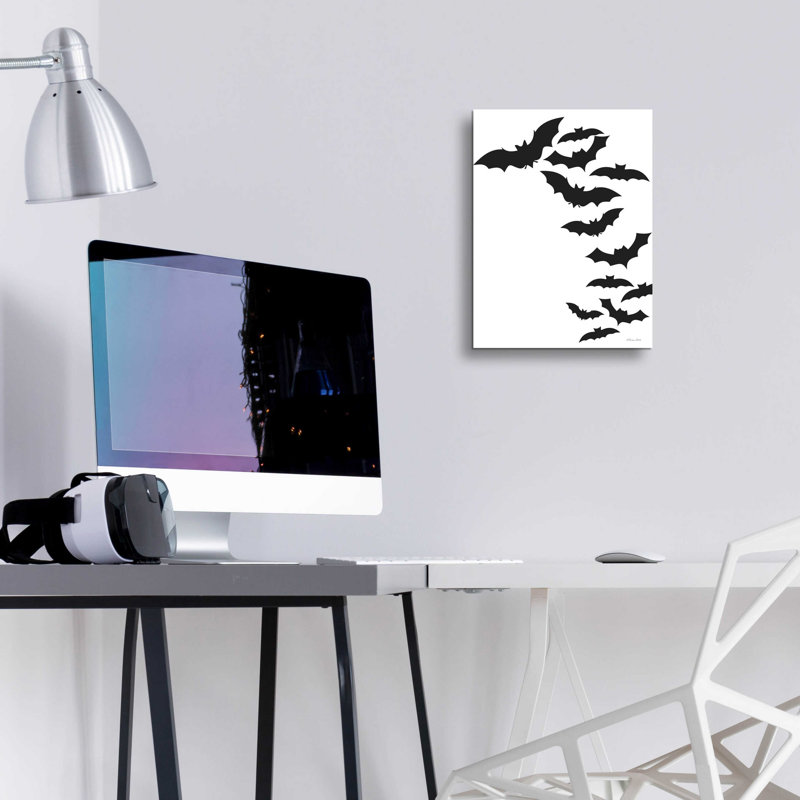 «Flock Of Bats» par Susan Ball, H 16 po x l 12 po x P 0,13 po