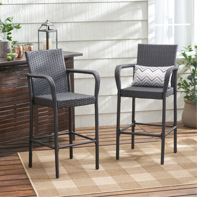 Charming Outdoor Barstool With Modern Appeal And Durable Construction