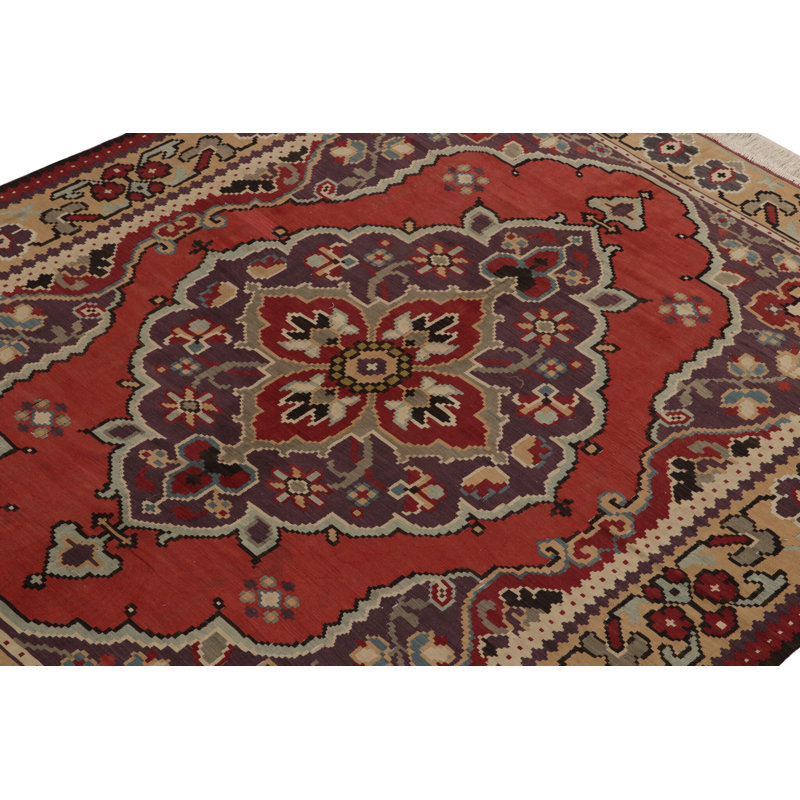 Wool Floral Area Rug in Red/Brown