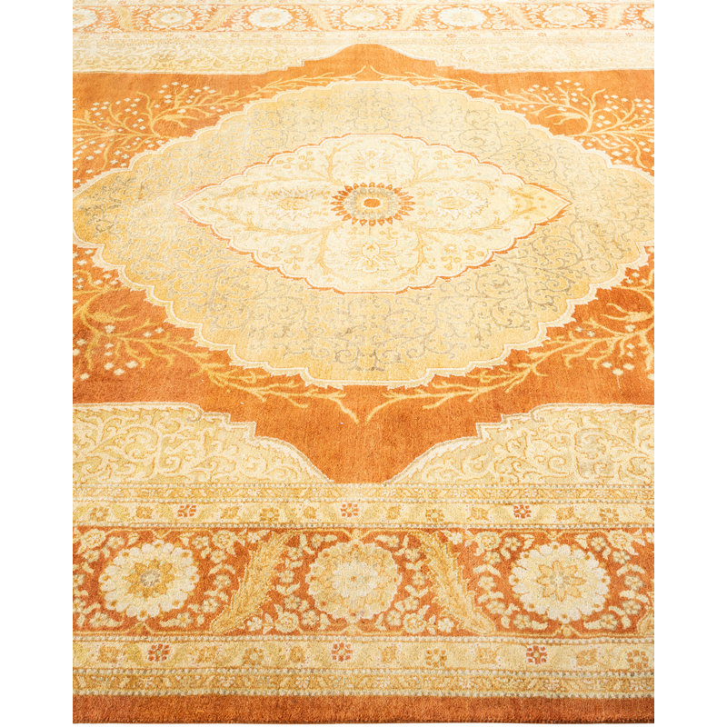 Classic One-of-a-Kind 6' 3" X 9' 2" Hand Knotted Area Rug