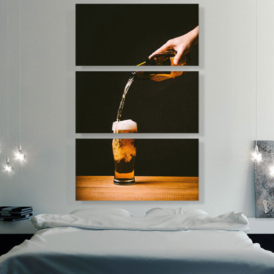«Beer Versing Glass and Bottle Bar», ensemble de 3 reproductions de photos sur toiles tendues