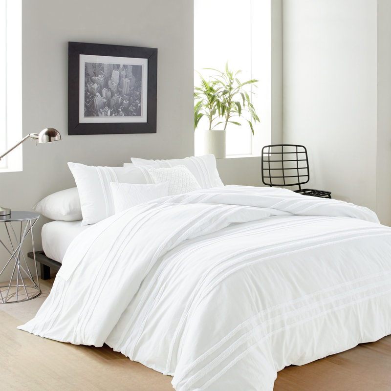 DKNY Chenille Stripe 100% Cotton 3 Piece Comforter Set, King Comforter + 2 King Shams, White