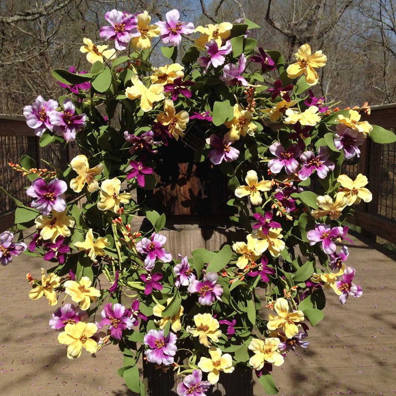 Faux Silk, Floral, Greenery, 24'' Wreath
