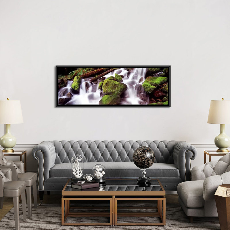 «Cascade d'eau dans une forêt tropicale, parc national olympique, Washington State», reproduction de photo sur toile