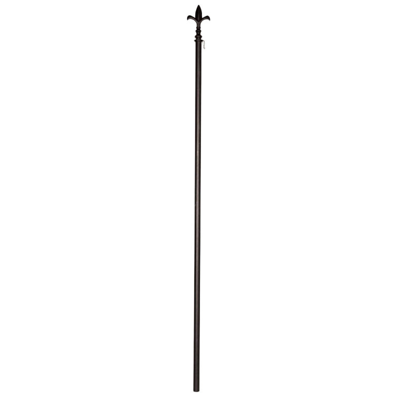 Mât fixé au mur