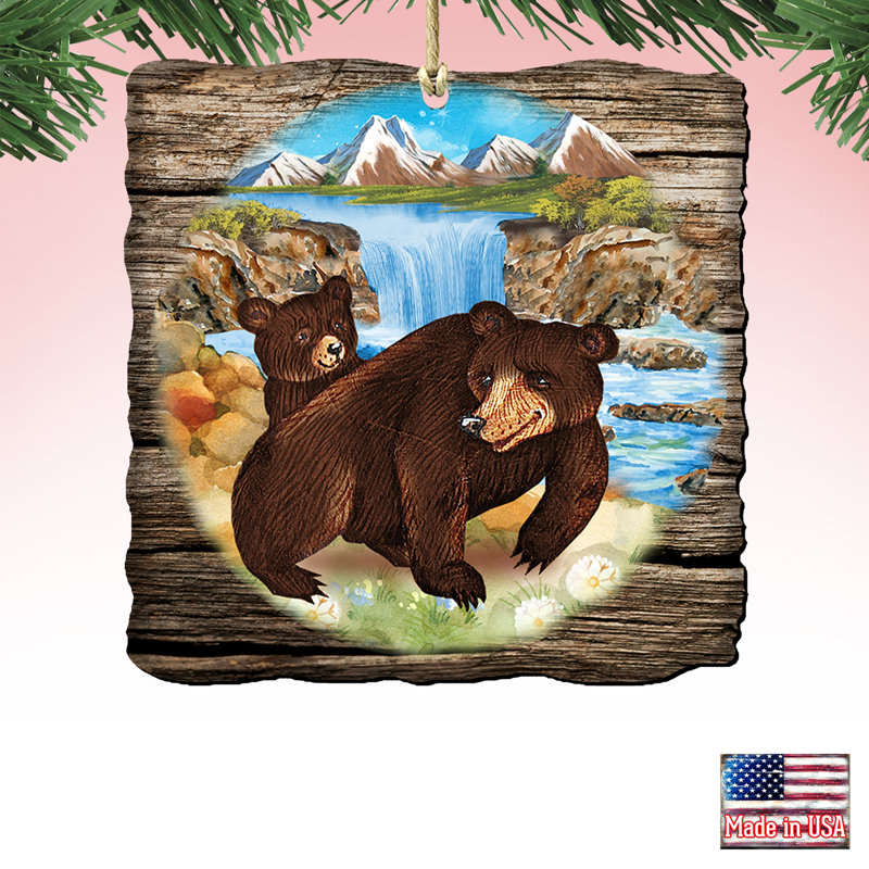 Ornement en bois en forme de cabine ours
