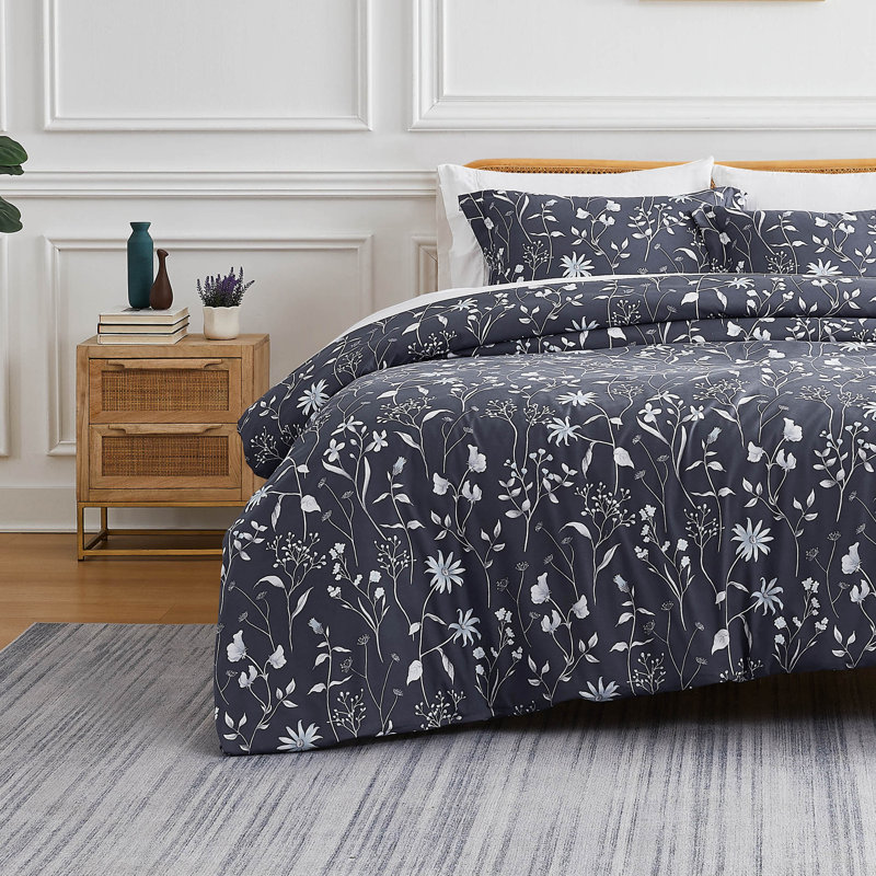 Secret Meadow Collection Microfiber Reversible Comforter Set by Southshore Fine Linens, Queen Comforter + 2 Standard Shams