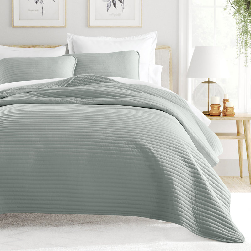 Becky Cameron Lightweight All Season Stripe Stitch Quilt Set with Shams, Eucalyptus, Twin/Twin XL Quilt + 1 Standard Sham