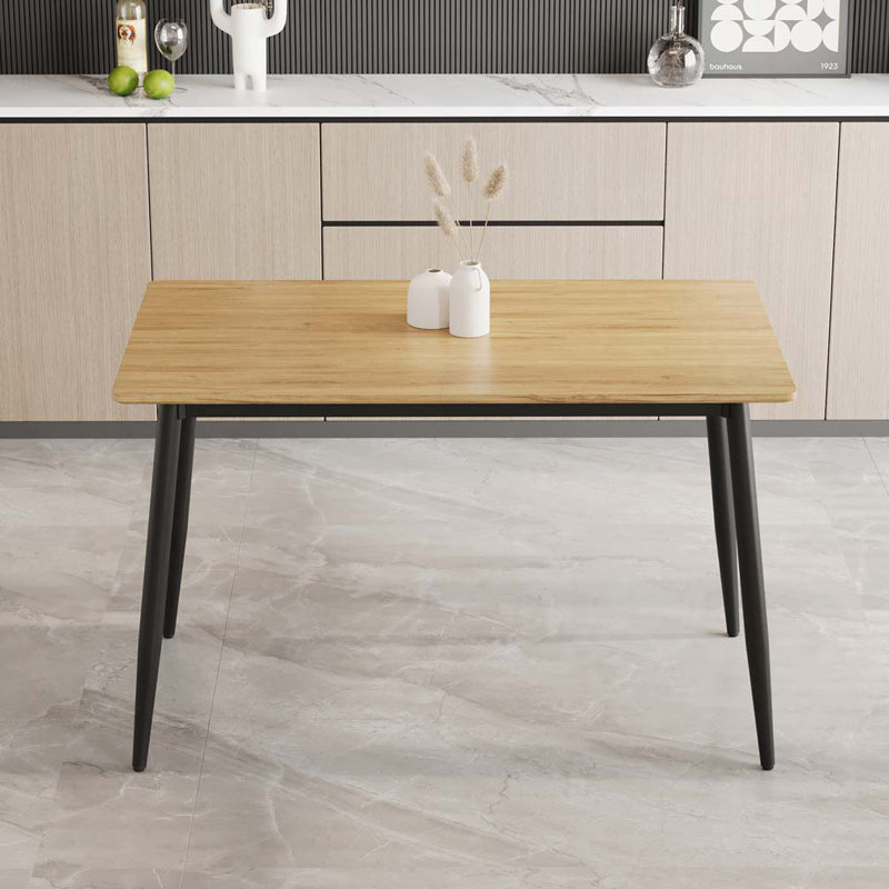 Table de salle à manger en bois, Bois
