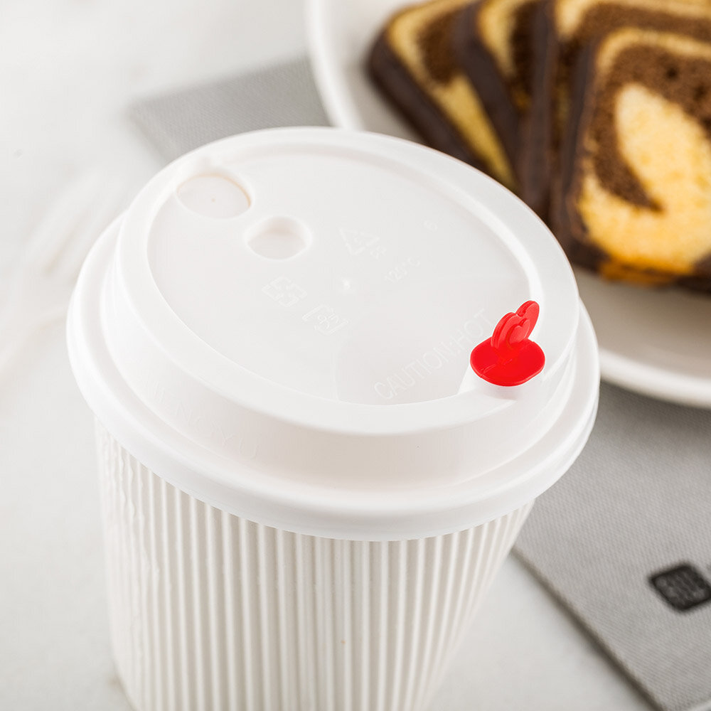 Disposable coffee cup injection cap heart shape blue red black pink  leakproof cup cover love plug creative decoration stoppers