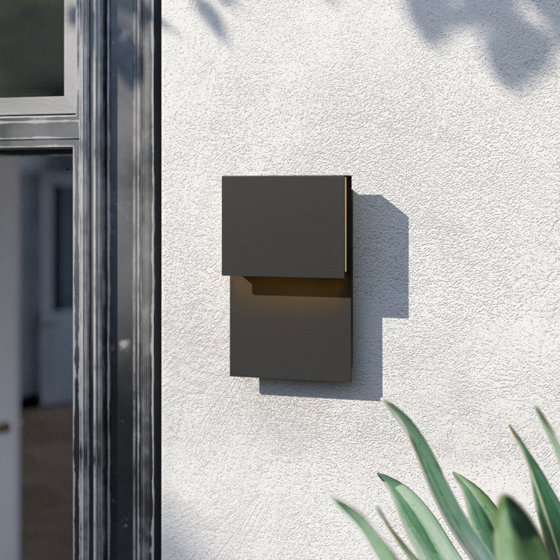 Addilynn LED Wall Light, Black